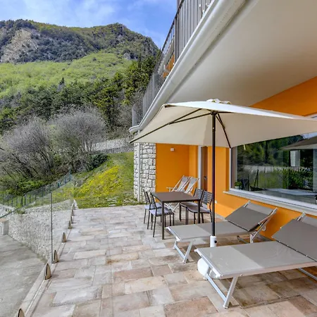 Apartment Orange House Relax Tignale